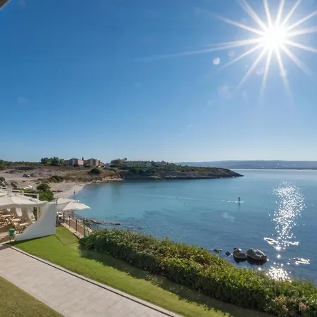 Punta Negra 4*