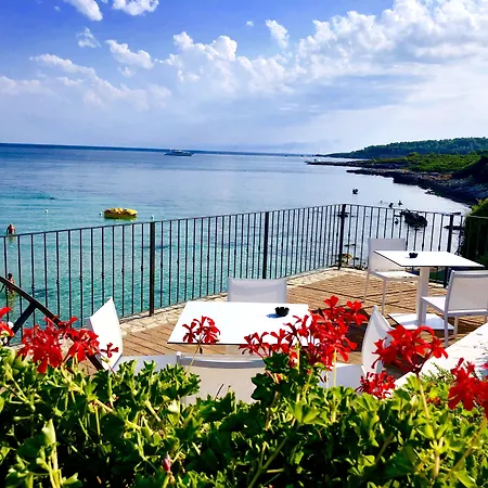 فندق Punta Negra 4*