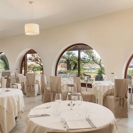 Punta Negra Hotel 4*