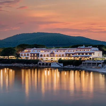 Punta Negra Hotel 4*