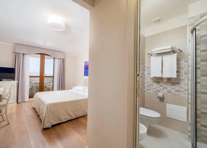 普塔内格拉酒店 酒店 4*